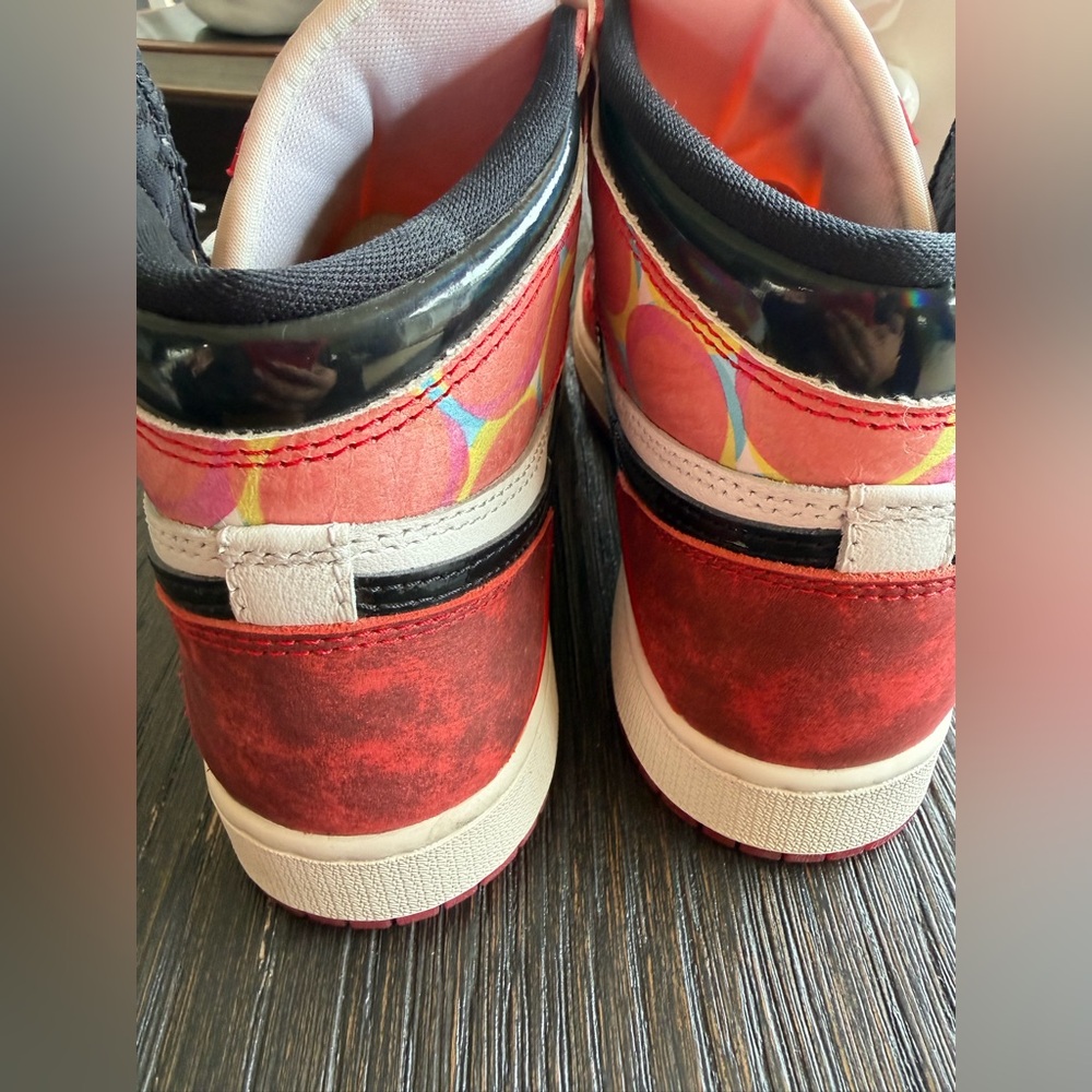 Jordan 1 Retro High OG Spider-Man Across the Spider-Verse new size 7 - Picture 2 of 6